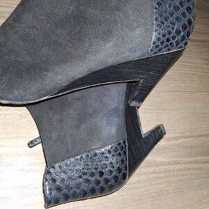**Attn! Available To Pick Up Too!  Great Belle Black Suede Boot Shoes New, 11 B!